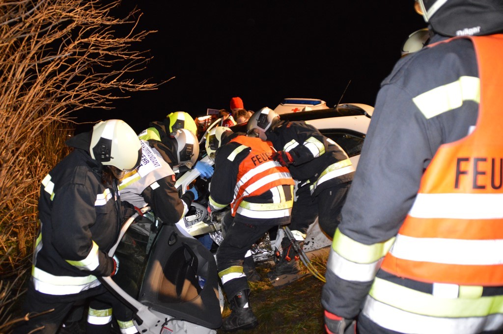Verkehrsunfall in Rietz – Lenkerin eingeklemmt
