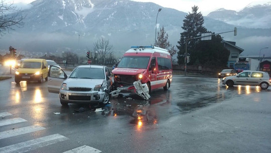 Unfall mit Feuerwehrfahrzeug