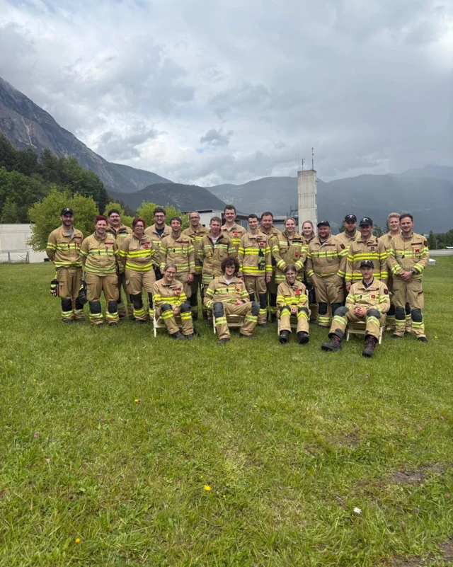 🚒 Jugendbetreuerlehrgang 👩‍🚒👨‍🚒
 
✅ Aufgaben Feuerwehrjugend und Anforderungen Jugendbetreuer
✅ Feuerwehrtechnische Ausbildung in der Feuerwehrjugend
✅ Möglichkeiten zur Ausbildungsplanung
✅ Bewerbe der Feuerwehrjugend
✅ Kind- und Jugendgerechte Ausbildungsmethoden
✅ Einführung in Erlebnispädagogik
✅ Lagerarbeit im Feuerwehr-Jugendlager
✅ Administratives und Öffentlichkeitsarbeit
 
#feuerwehrtirol #lfstirol #lehrgangsfoto